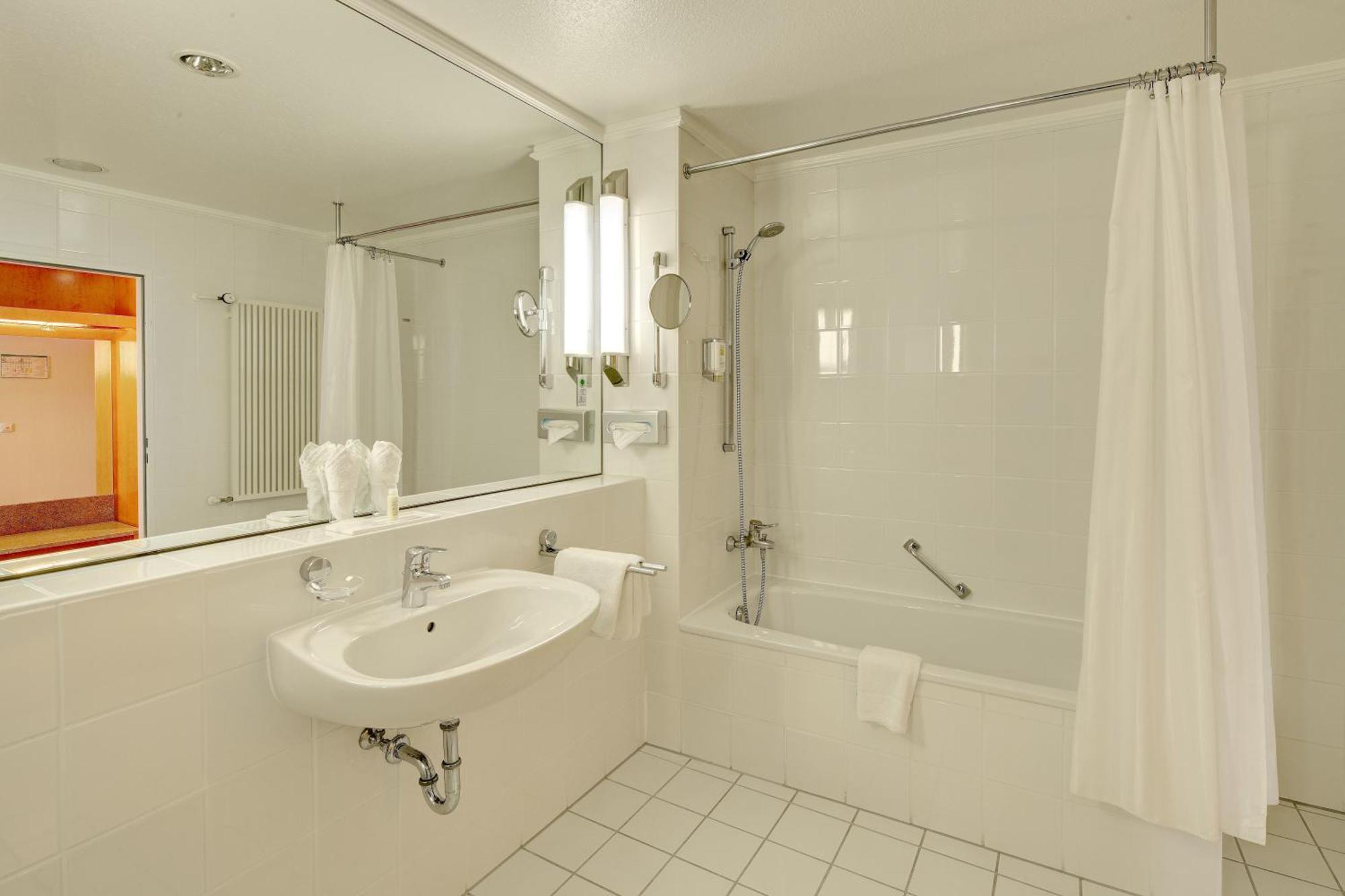 Hotel La Strada カッセル 部屋 写真