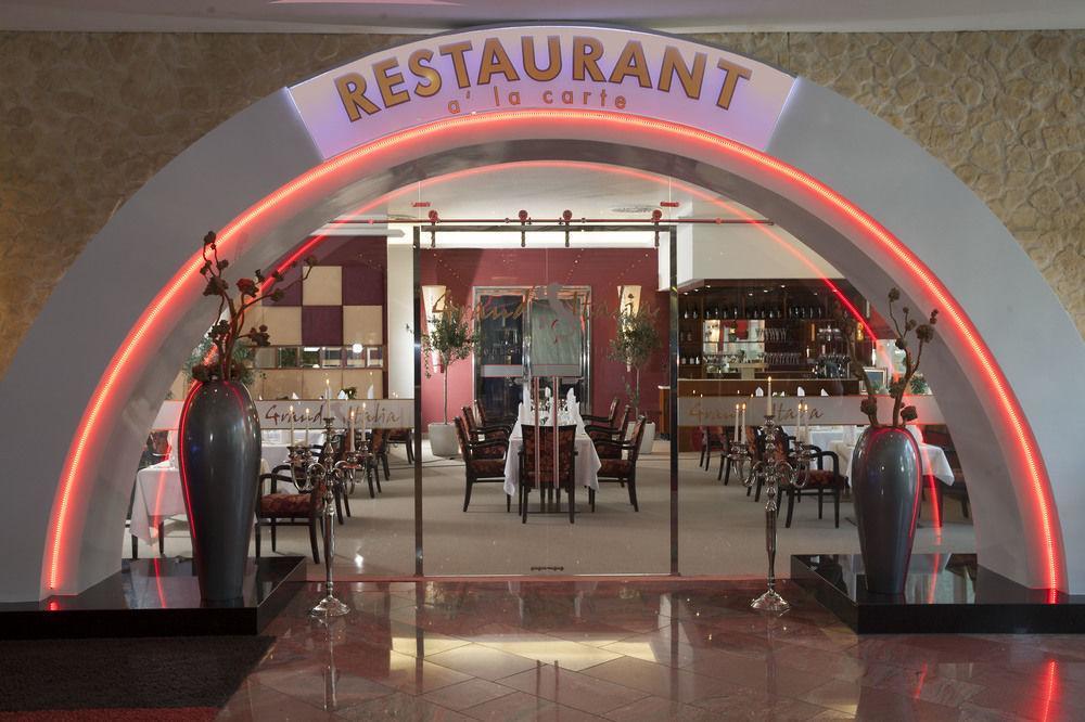 Hotel La Strada カッセル エクステリア 写真
