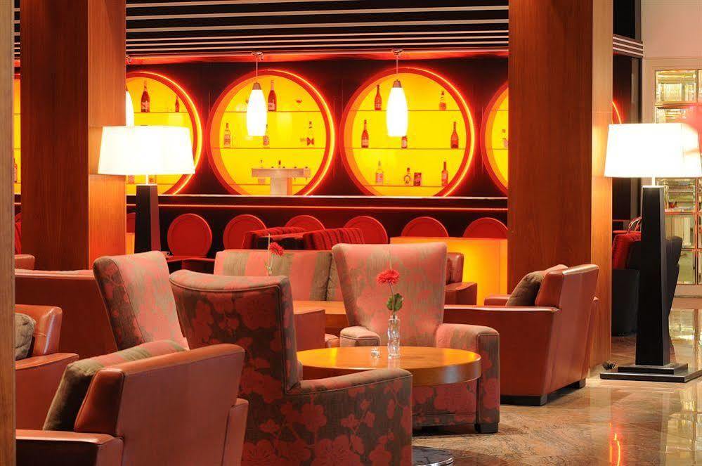 Hotel La Strada カッセル エクステリア 写真