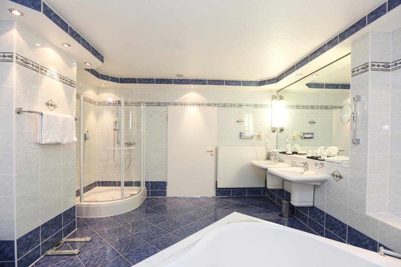 Hotel La Strada カッセル エクステリア 写真