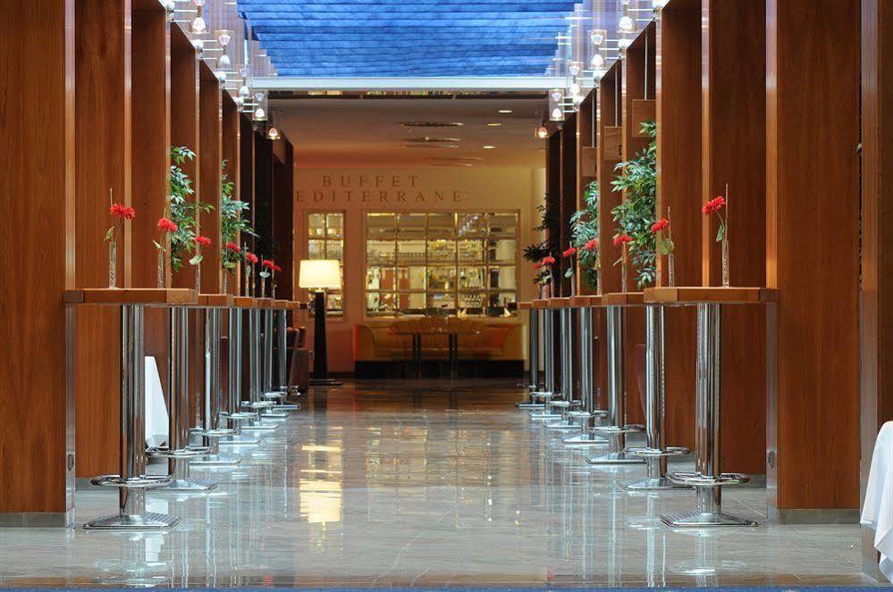 Hotel La Strada カッセル エクステリア 写真